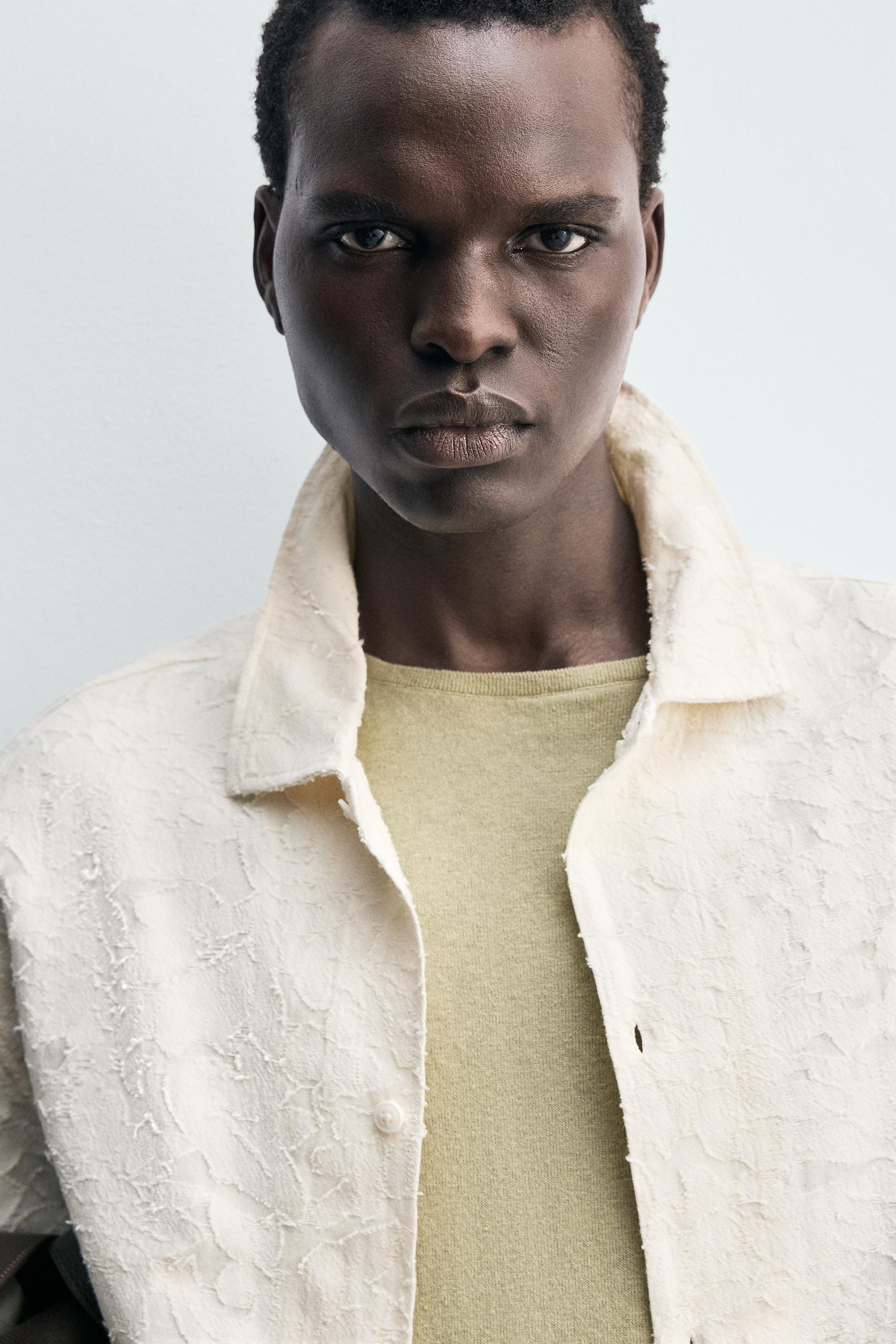 TEXTURED JACQUARD SHIRT